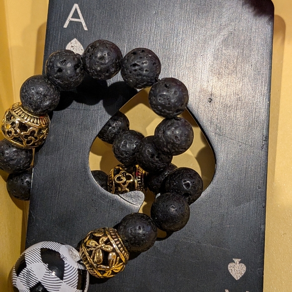 Elegant Red Tassel and Pom Pom Keychain - Picture 9 of 15